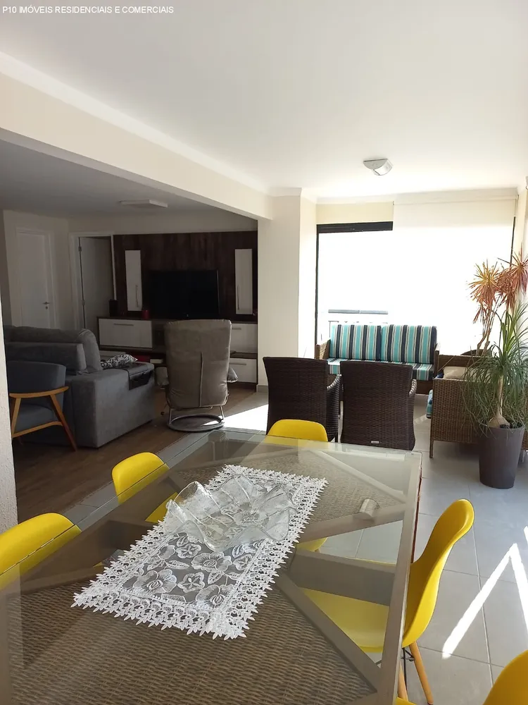 Apartamento, 3 quartos, 140 m² - Foto 1