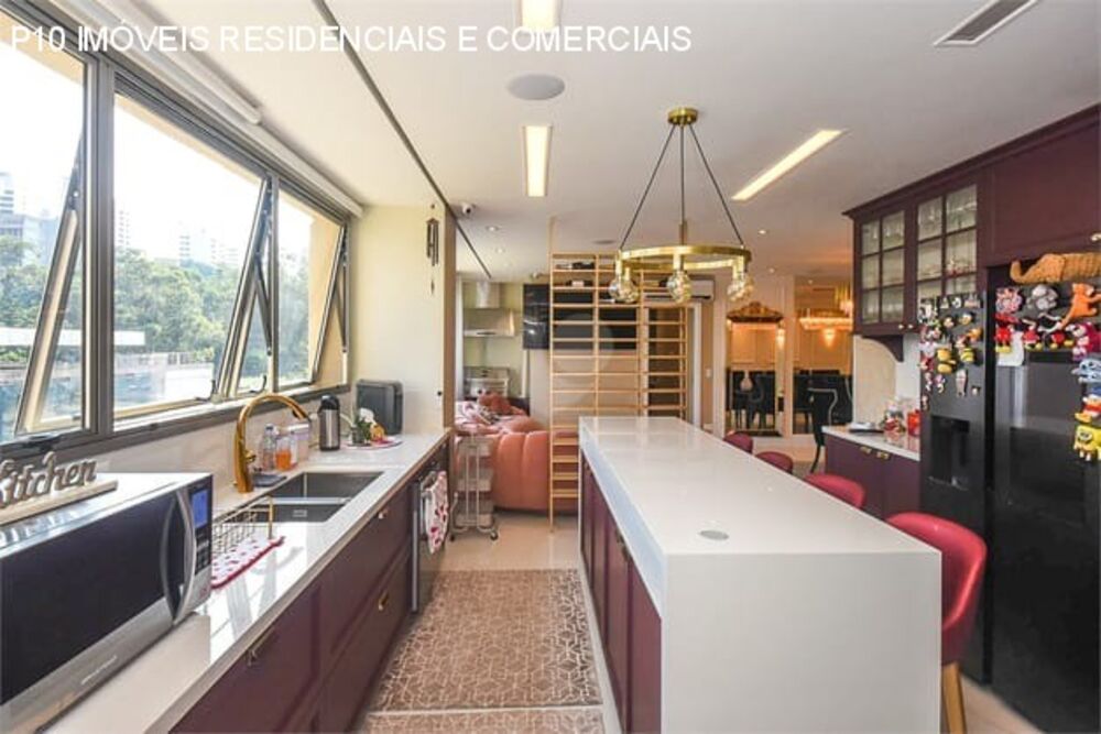 Apartamento, 3 quartos, 252 m² - Foto 11