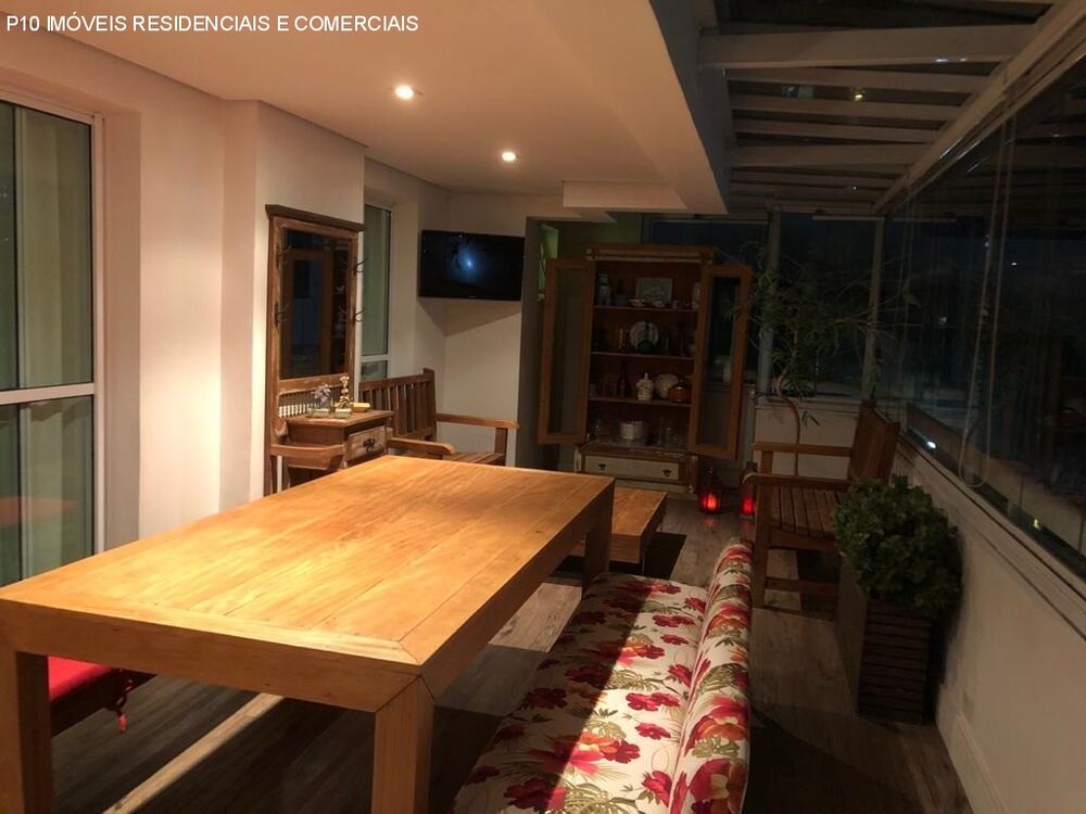Apartamento, 3 quartos, 138 m² - Foto 2