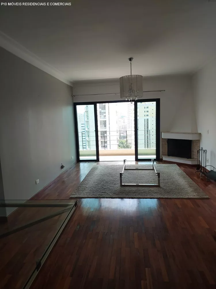 Apartamento à venda com 3 quartos, 130m² - Foto 2