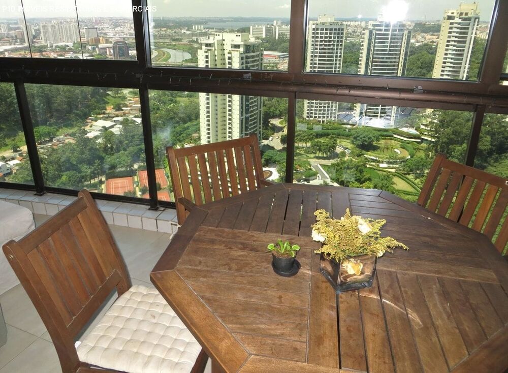 Apartamento à venda com 3 quartos, 192m² - Foto 3