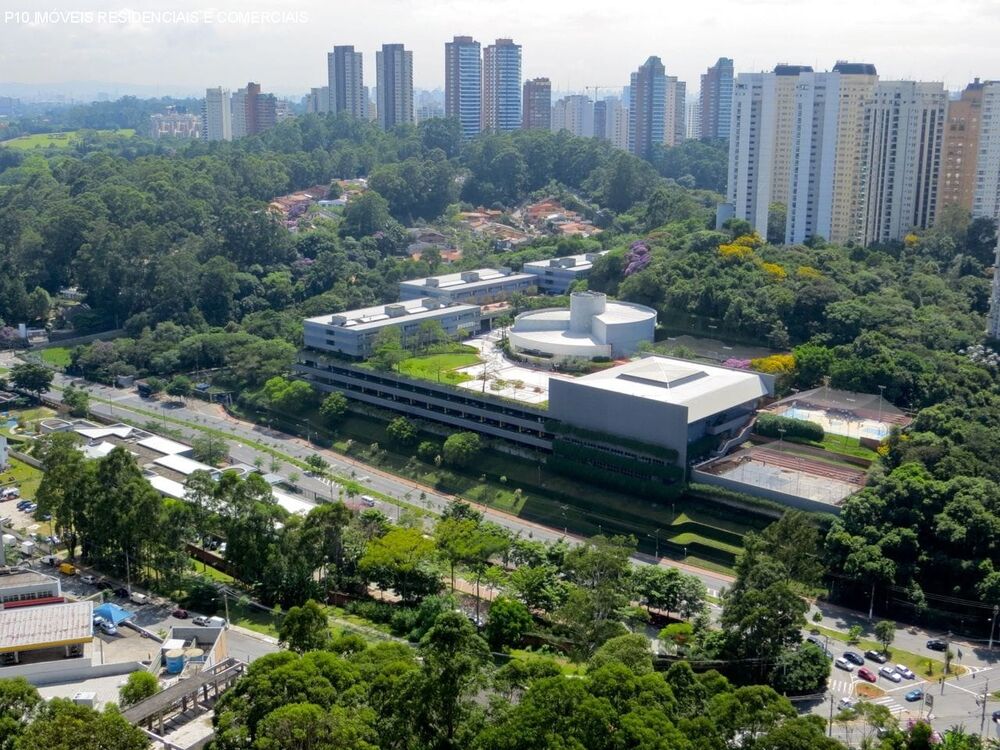 Apartamento à venda com 3 quartos, 192m² - Foto 9