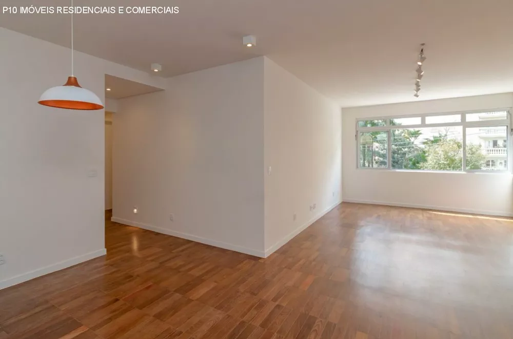 Apartamento à venda com 3 quartos, 129m² - Foto 1