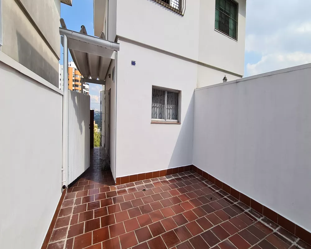 Sobrado, 3 quartos, 231 m² - Foto 2