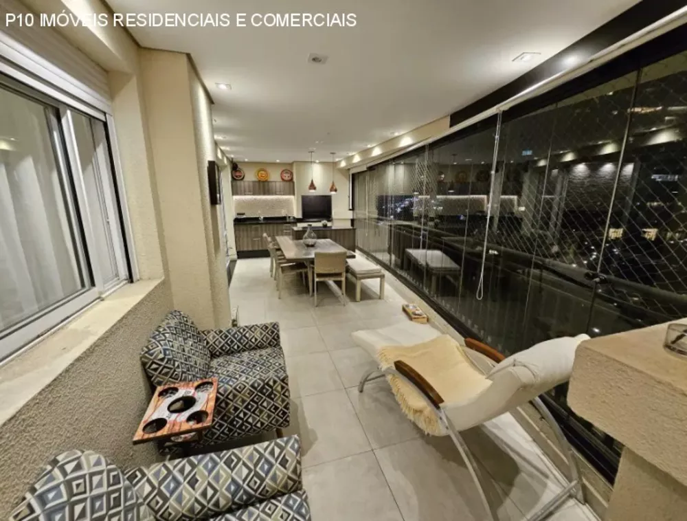 Apartamento à venda com 3 quartos, 167m² - Foto 1