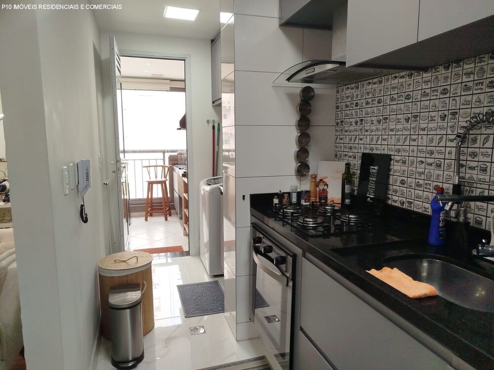 Apartamento à venda com 2 quartos, 81m² - Foto 11