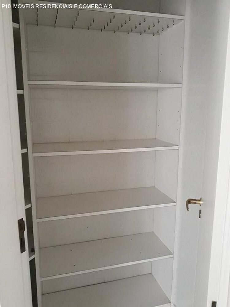 Apartamento, 3 quartos, 240 m² - Foto 1