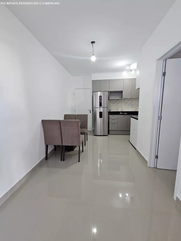 Apartamento à venda com 1 quarto, 31m² - Foto 2