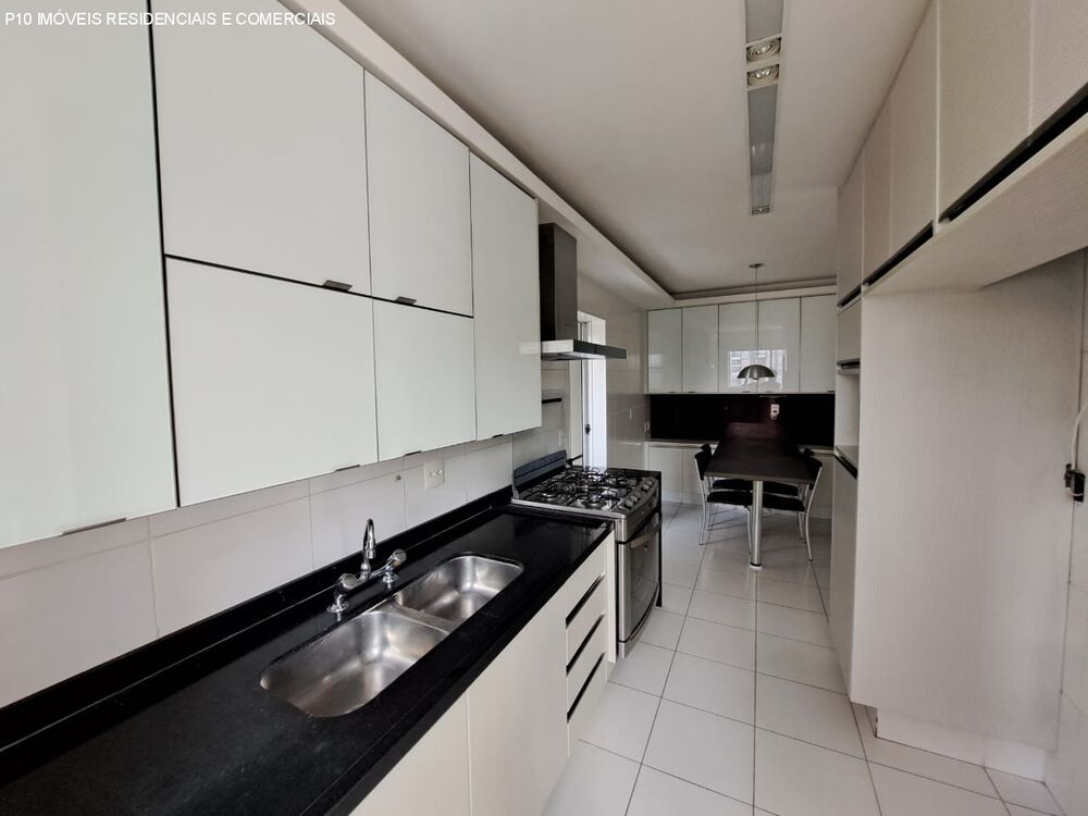 Apartamento à venda com 3 quartos, 168m² - Foto 7