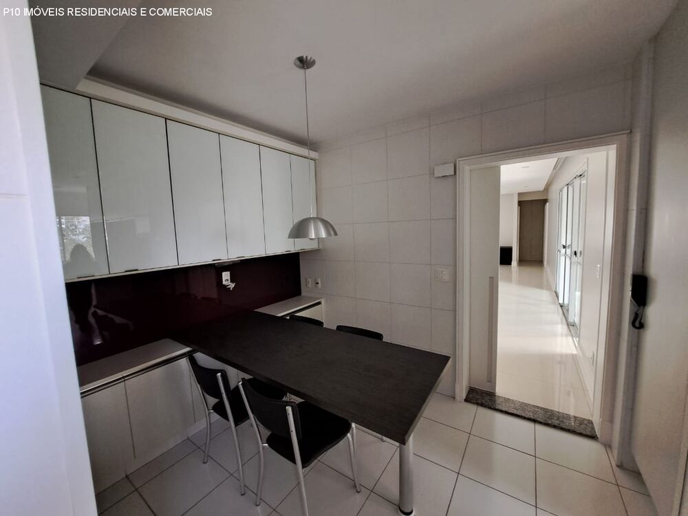 Apartamento à venda com 3 quartos, 168m² - Foto 6