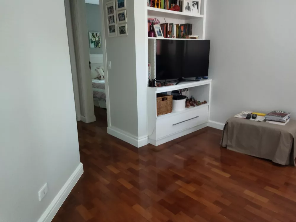 Apartamento à venda com 3 quartos, 240m² - Foto 12