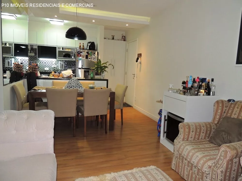 Apartamento à venda com 2 quartos, 66m² - Foto 3