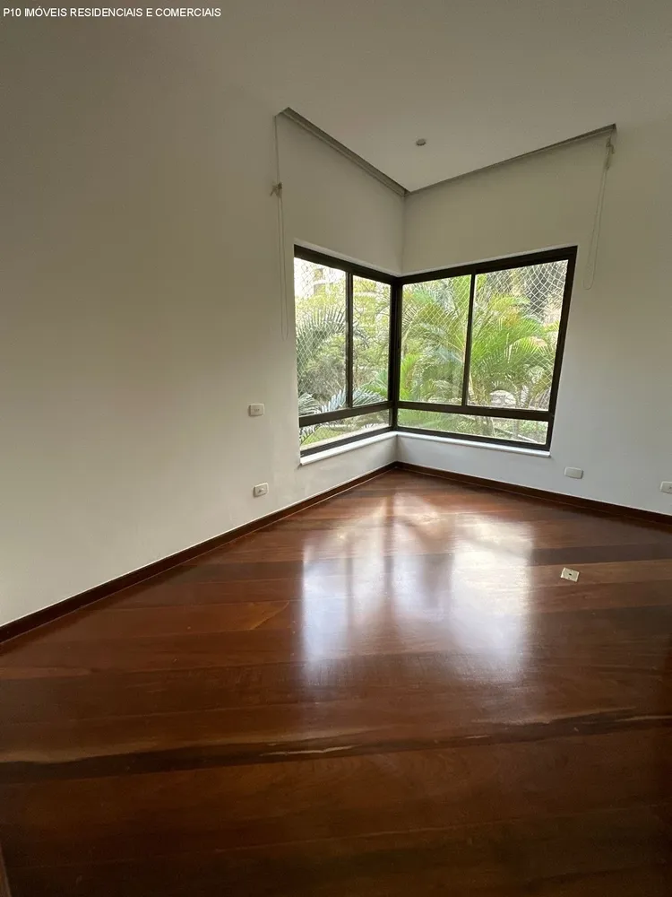 Apartamento, 3 quartos, 197 m² - Foto 1