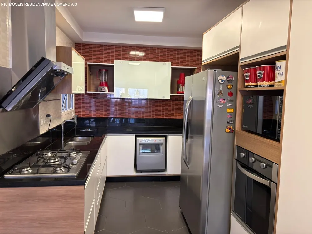 Apartamento, 3 quartos, 200 m² - Foto 1