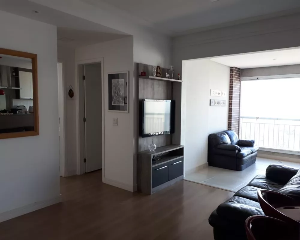 Apartamento à venda com 2 quartos, 74m² - Foto 1