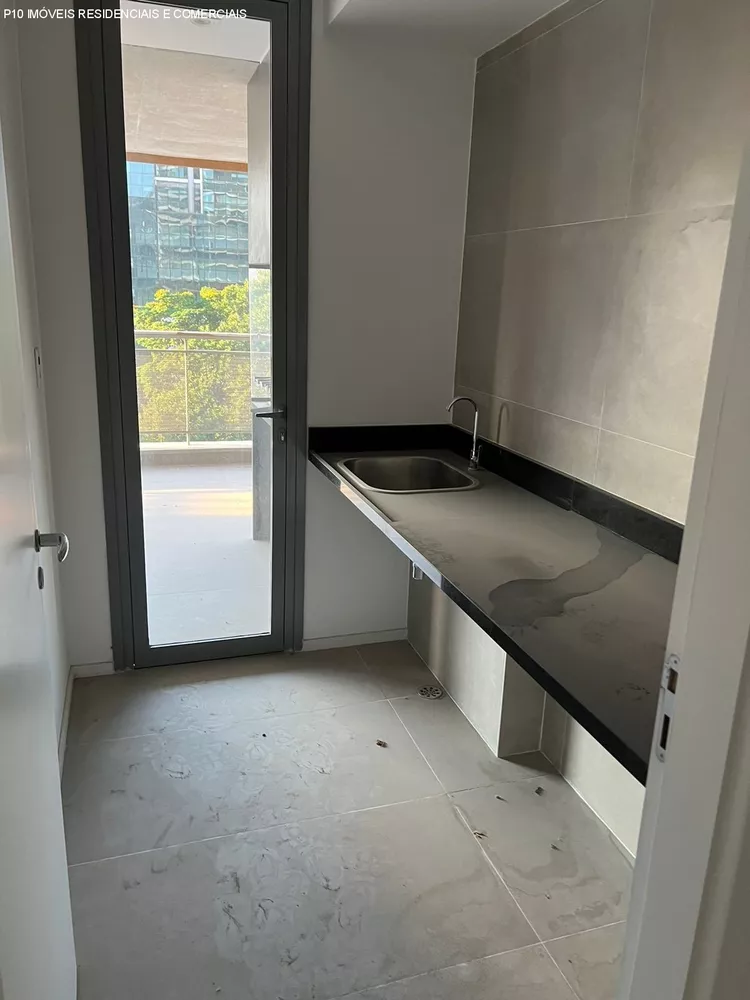 Apartamento à venda com 3 quartos, 105m² - Foto 7