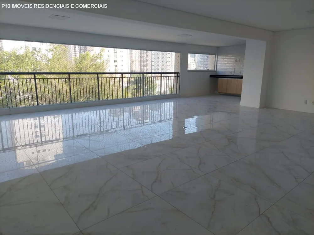 Apartamento, 3 quartos, 213 m² - Foto 1