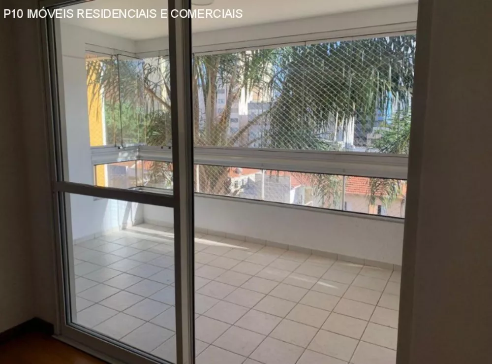 Apartamento à venda com 3 quartos, 93m² - Foto 2