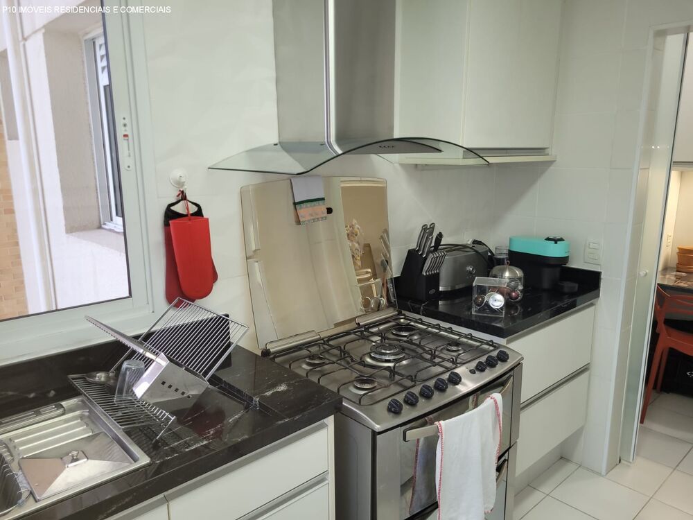 Apartamento à venda com 3 quartos, 142m² - Foto 8