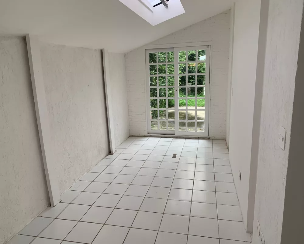 Sobrado à venda com 3 quartos, 220m² - Foto 2