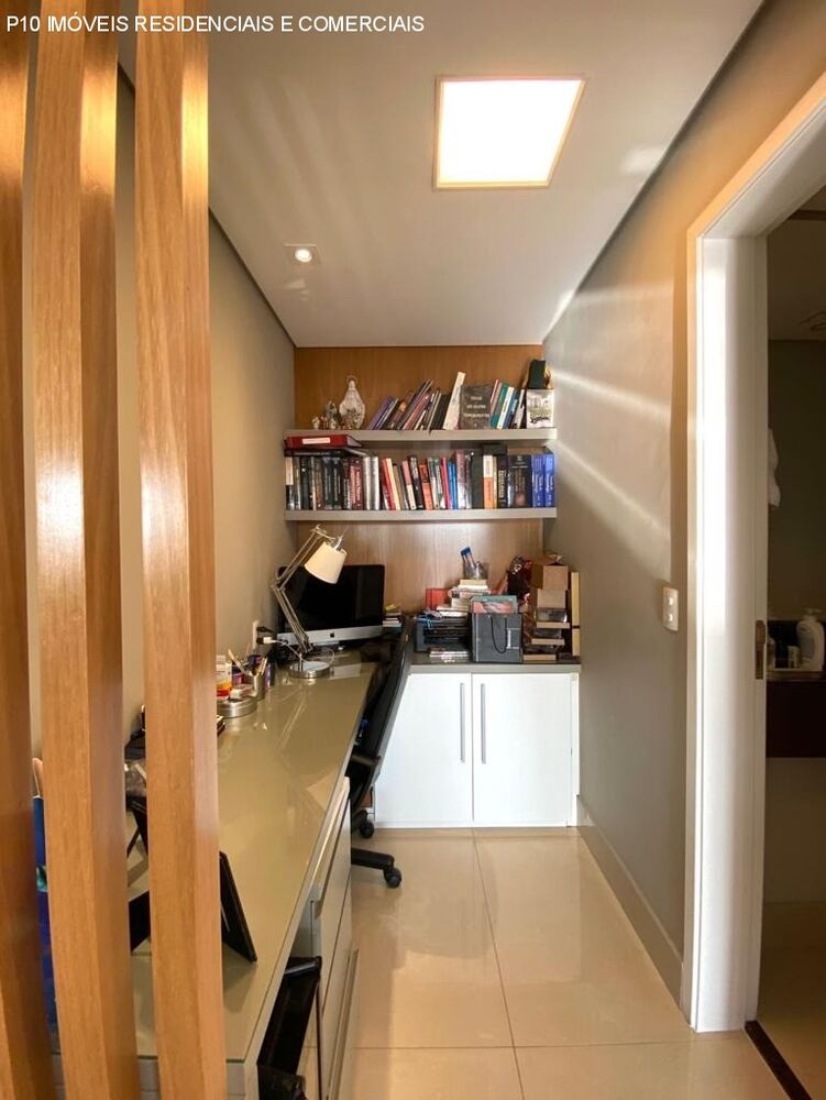 Apartamento, 3 quartos, 138 m² - Foto 2