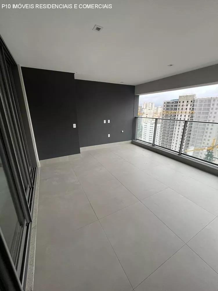 Apartamento à venda com 3 quartos, 125m² - Foto 3