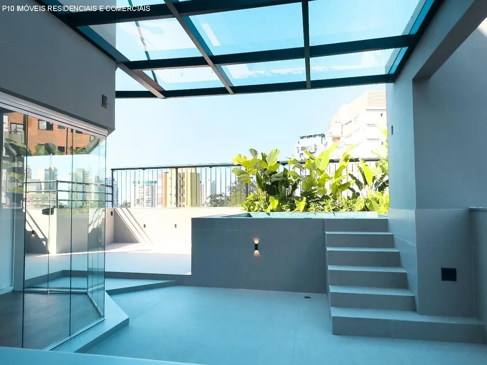 Cobertura, 3 quartos, 220 m² - Foto 2