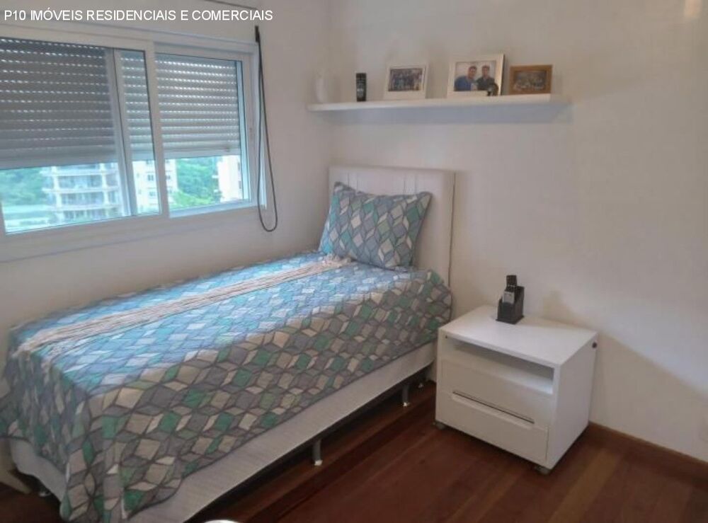 Apartamento, 4 quartos, 247 m² - Foto 2