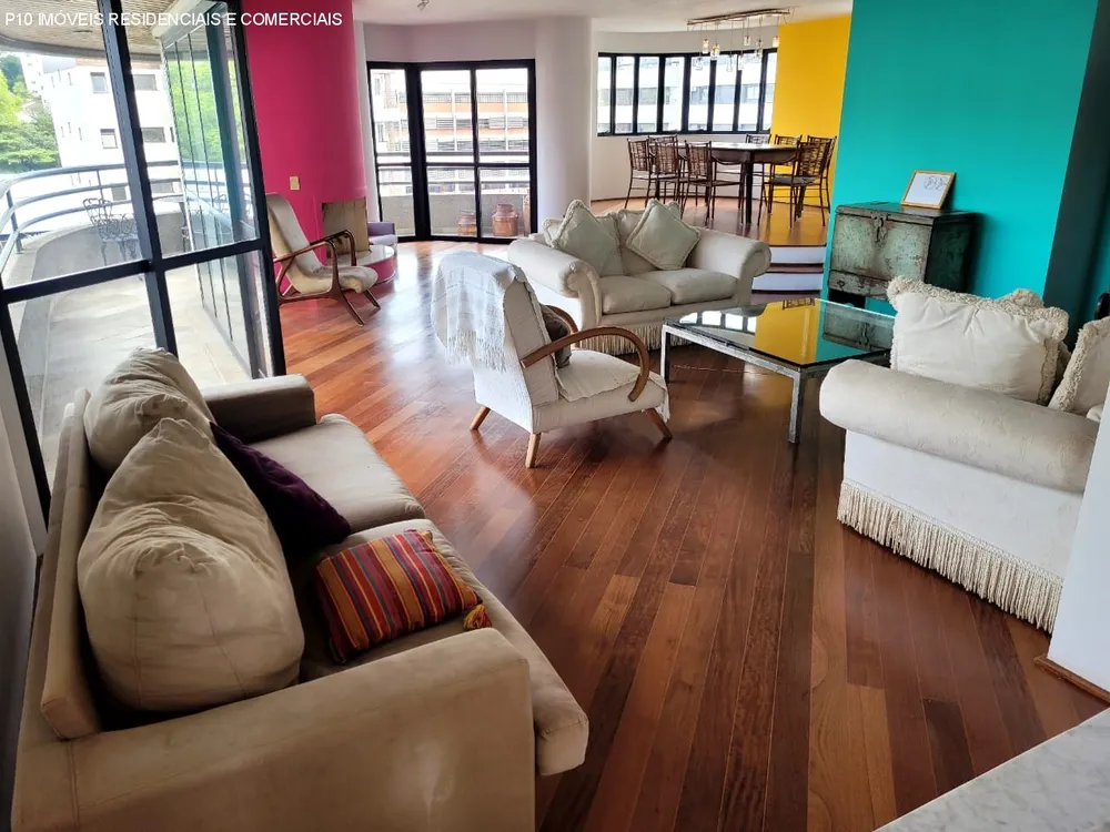 Apartamento, 3 quartos, 220 m² - Foto 1