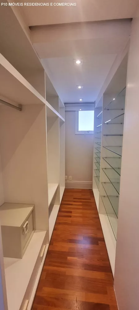 Apartamento à venda com 3 quartos, 223m² - Foto 12