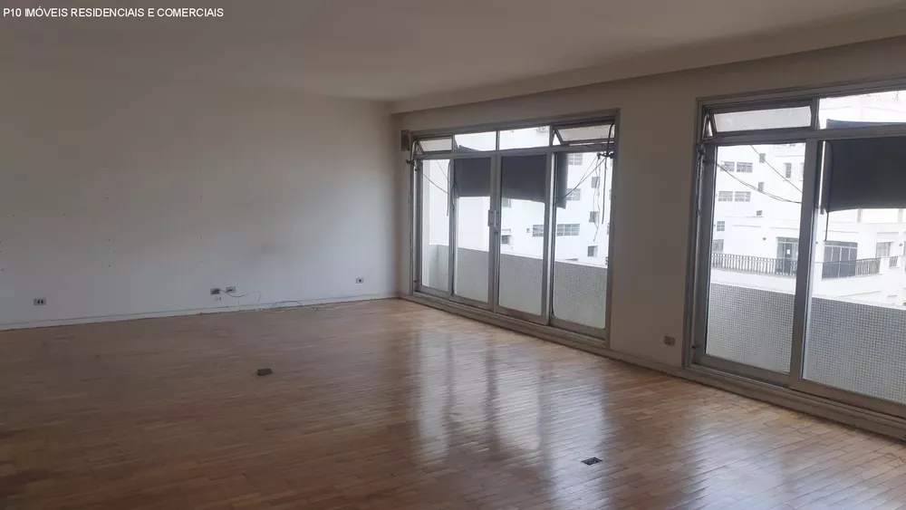 Apartamento à venda com 3 quartos, 300m² - Foto 3