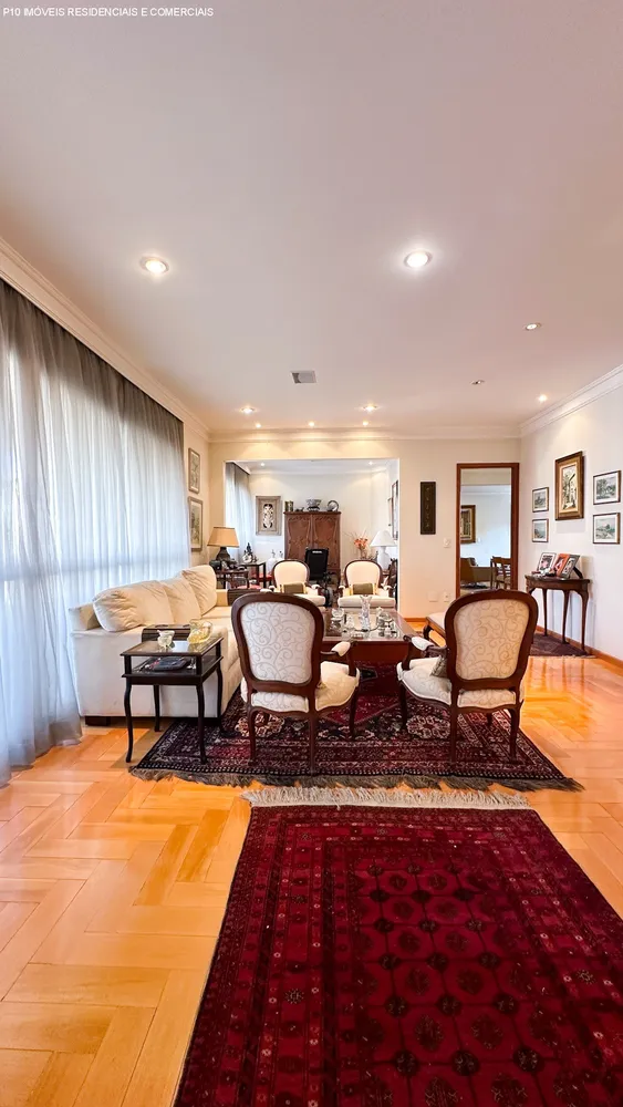 Apartamento, 3 quartos, 226 m² - Foto 2
