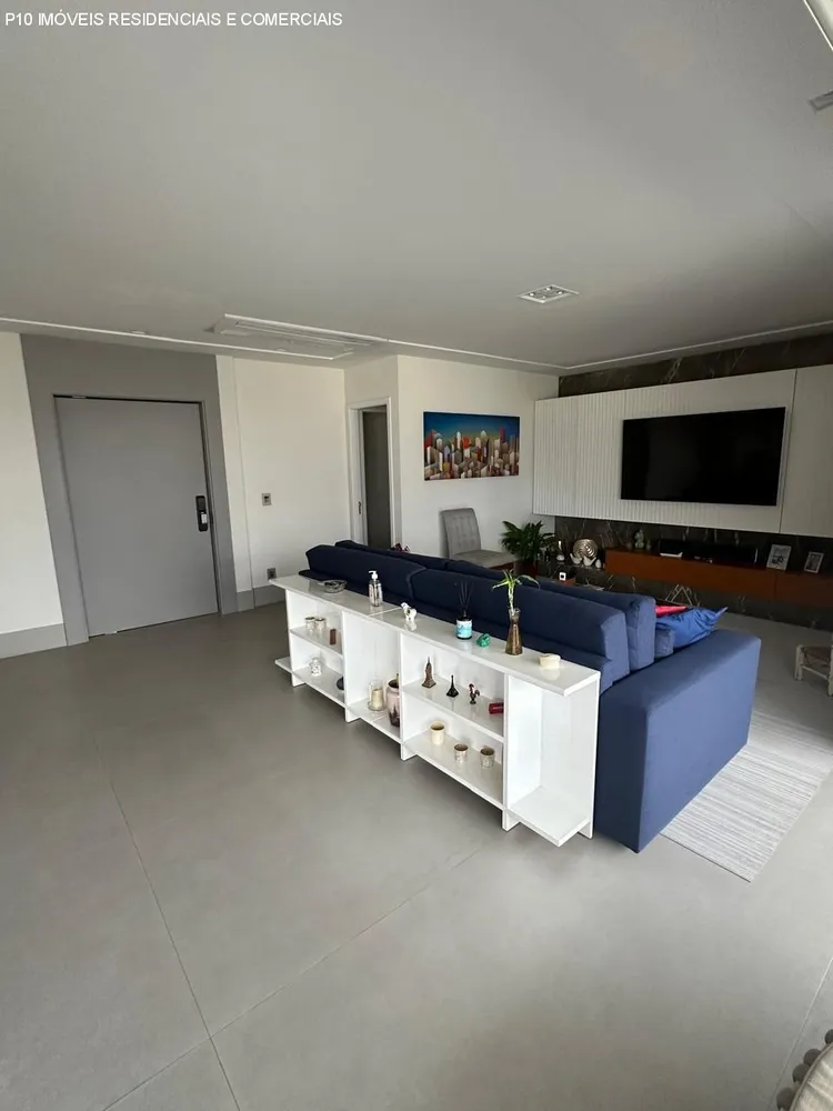 Apartamento, 3 quartos, 211 m² - Foto 2
