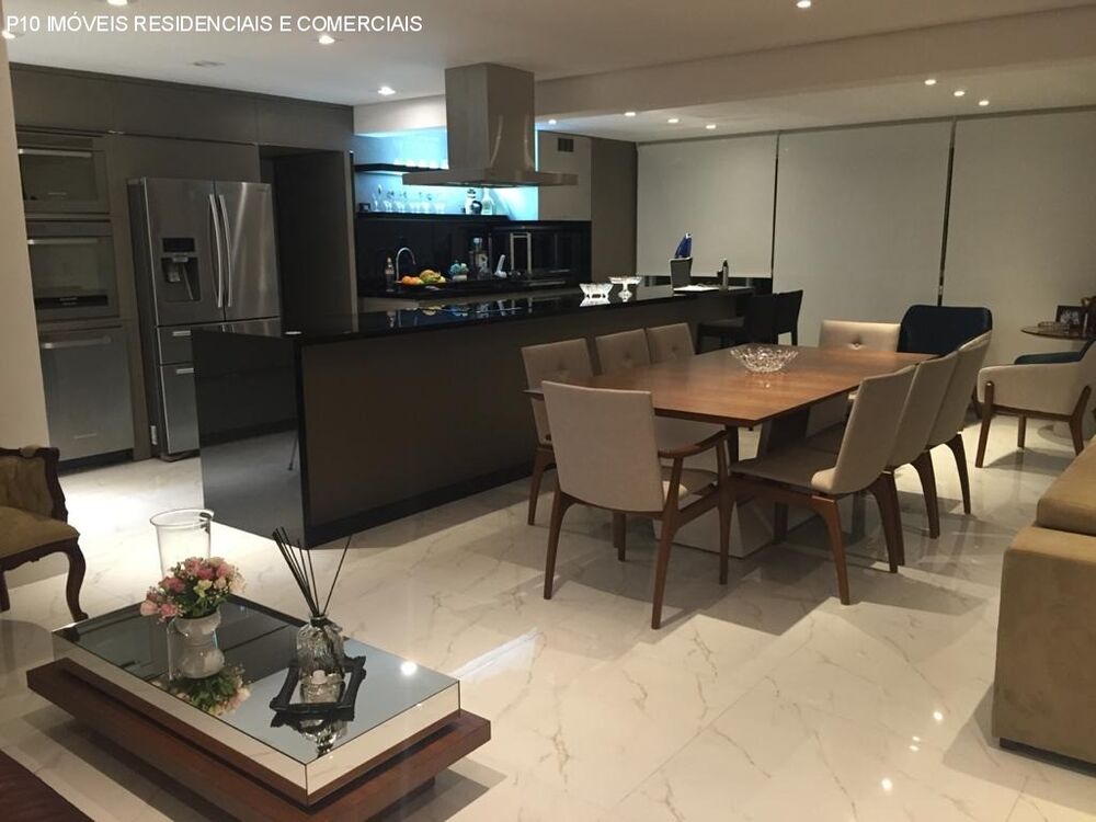 Apartamento à venda com 3 quartos, 134m² - Foto 1