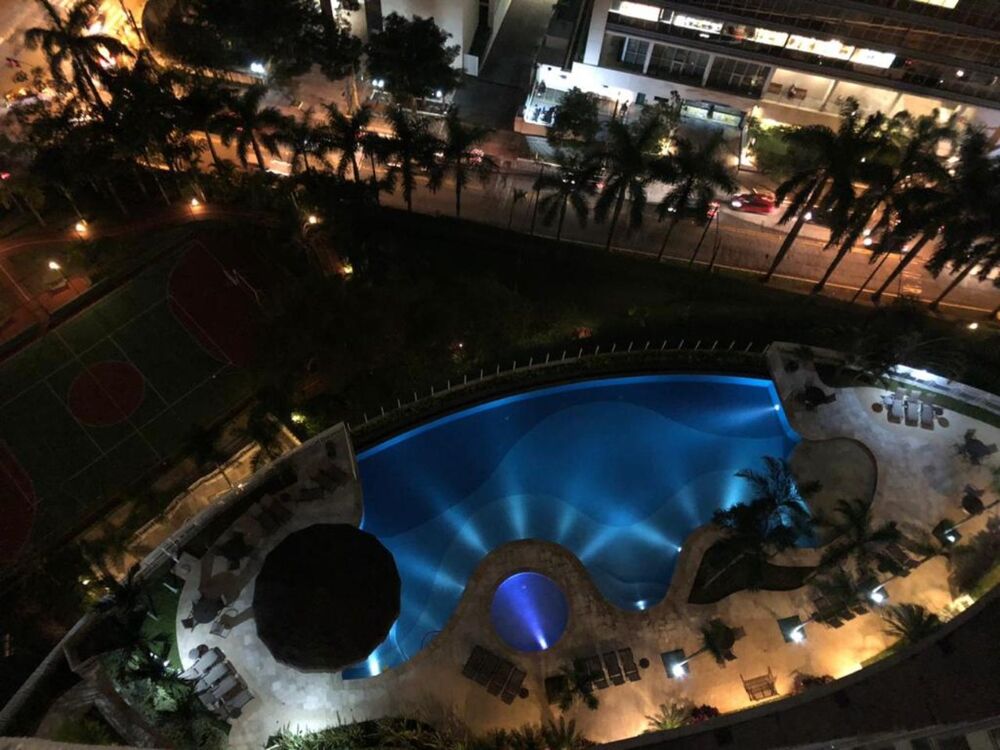 Apartamento, 4 quartos, 261 m² - Foto 2