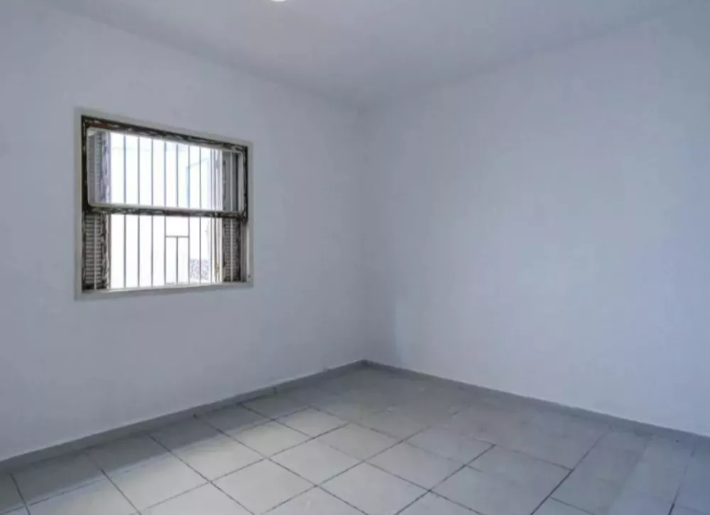 Sobrado à venda com 3 quartos, 160m² - Foto 4