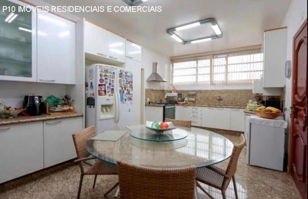 Apartamento, 3 quartos, 200 m² - Foto 1