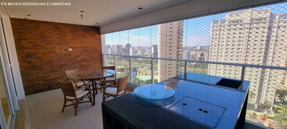 Apartamento à venda com 3 quartos, 214m² - Foto 2