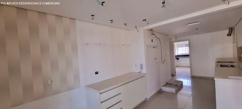 Apartamento à venda com 3 quartos, 214m² - Foto 17