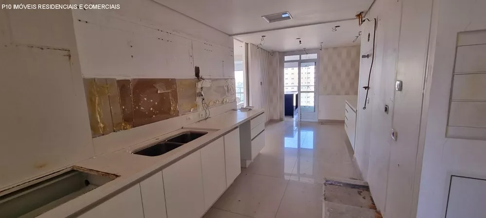 Apartamento à venda com 3 quartos, 214m² - Foto 15