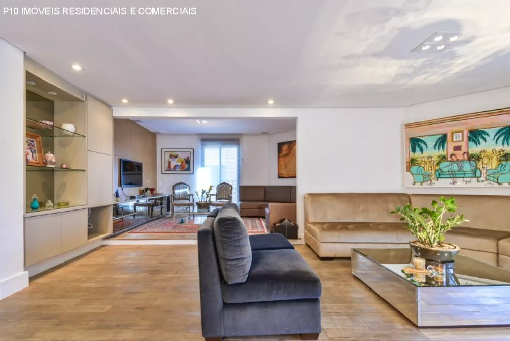 Apartamento à venda com 3 quartos, 224m² - Foto 2