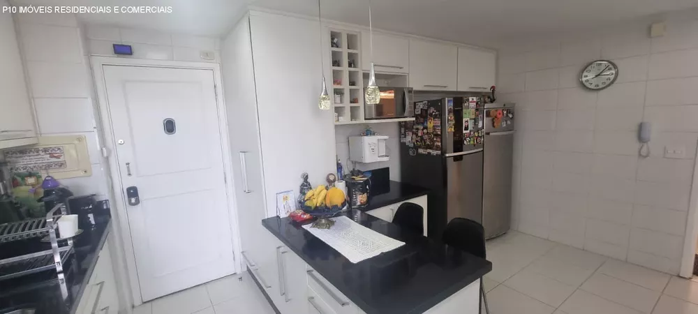 Apartamento à venda com 3 quartos, 172m² - Foto 11