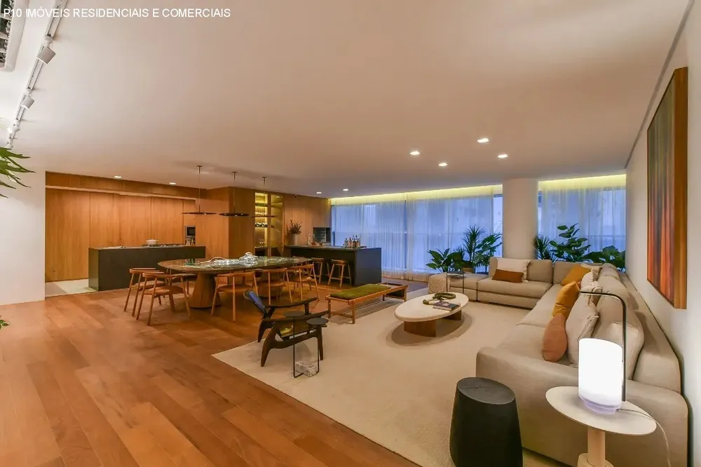 Apartamento, 3 quartos, 213 m² - Foto 1