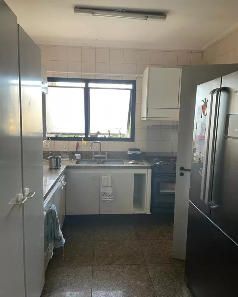 Apartamento à venda com 4 quartos, 143m² - Foto 16