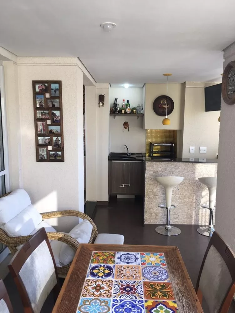 Apartamento à venda com 3 quartos, 142m² - Foto 3