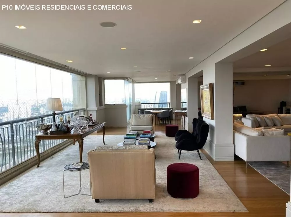 Apartamento à venda com 4 quartos, 607m² - Foto 2