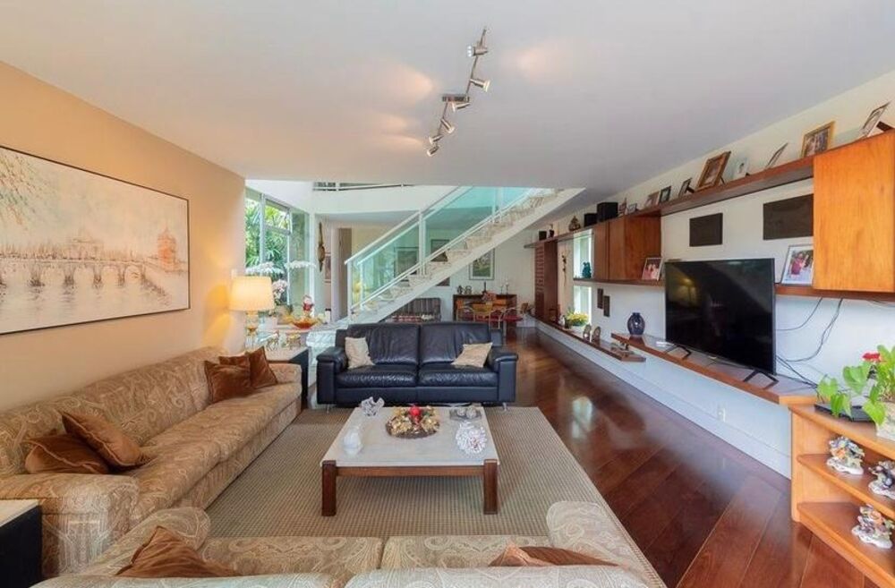 Sobrado, 3 quartos, 346 m² - Foto 4