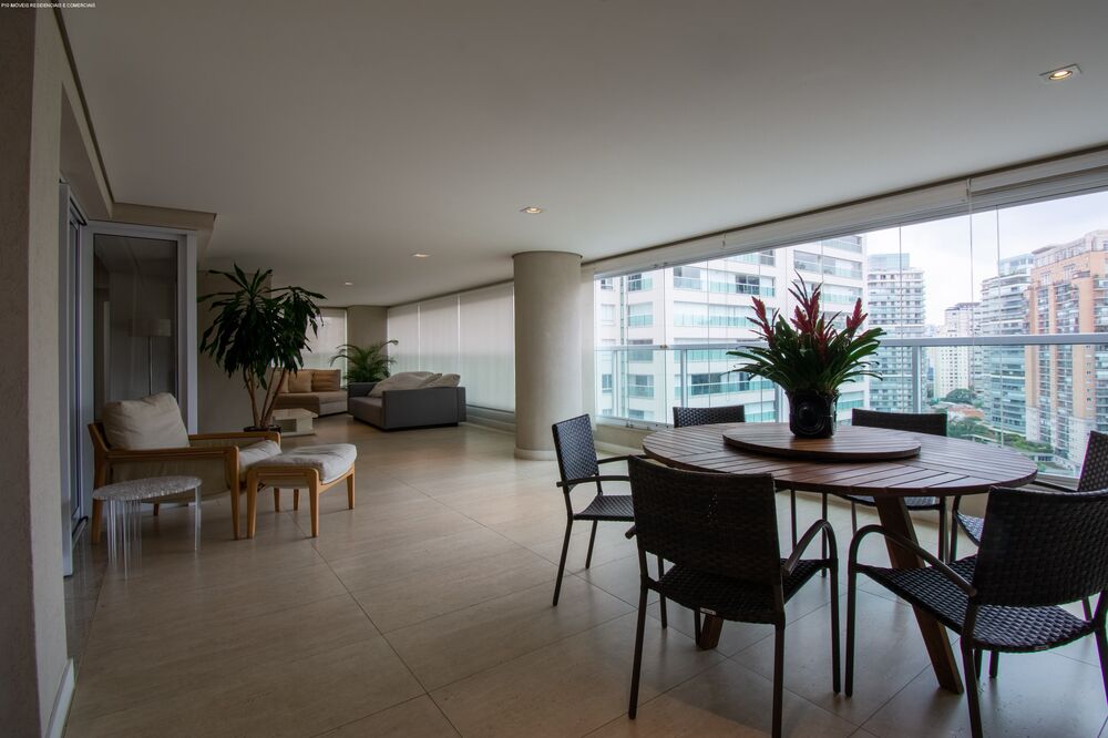 Apartamento, 3 quartos, 335 m² - Foto 1