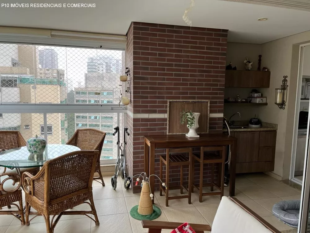 Apartamento à venda com 3 quartos, 141m² - Foto 4