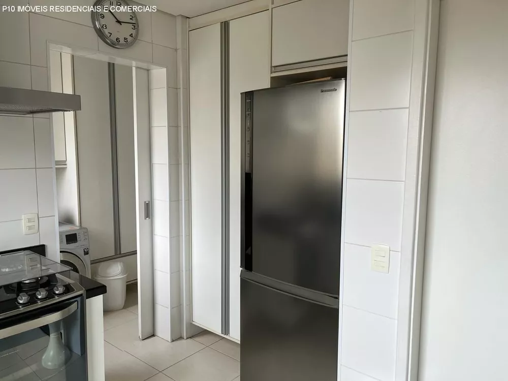 Apartamento à venda com 3 quartos, 141m² - Foto 6